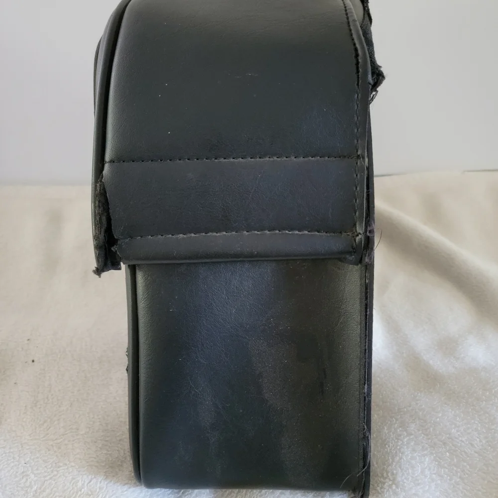 Saddlemen Small Left Side Black Motorcycle Saddlebag Slant Criusin